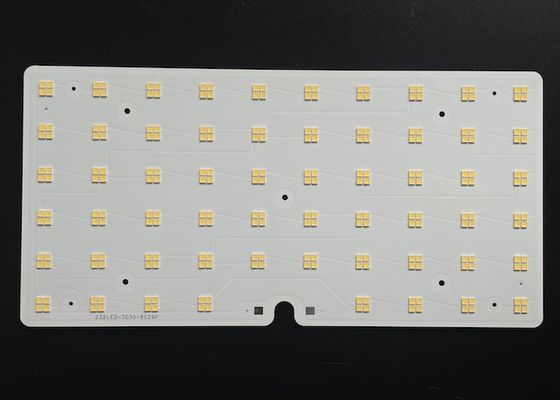 232 MODULI LED SMD 3030 con lente per illuminazione stradale in PC di grado ottico con angolo di fascio di 115x150 gradi