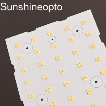150W SMD 3030 LED PCB Board 91% Transmittance Optics Array Lens per modulo di illuminazione stradale a LED