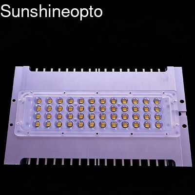 Modulo LED SMD 3030 personalizzato da 90X90 gradi con nuovo dissipatore di calore per la luce