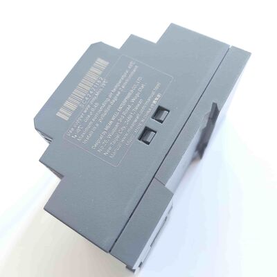 Alimentatore LED da 120-135 W con tensione di uscita CC regolabile e montabile su guida DIN