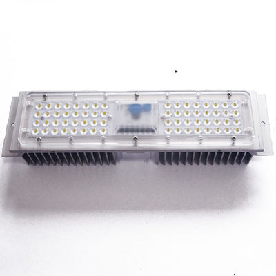 Componenti per lampioni a LED SMD 3030 AC 220V con lente ottica in PC e dissipatore di calore